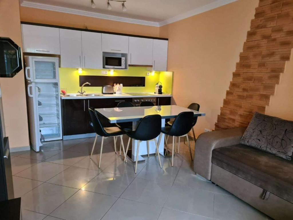 Plazs Apartman Шіофок Екстер'єр фото