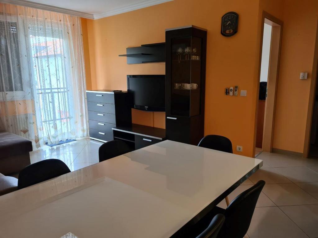 Plazs Apartman Шіофок Екстер'єр фото